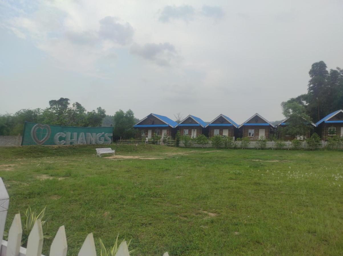 Changs Resort Kaharpara Exterior photo