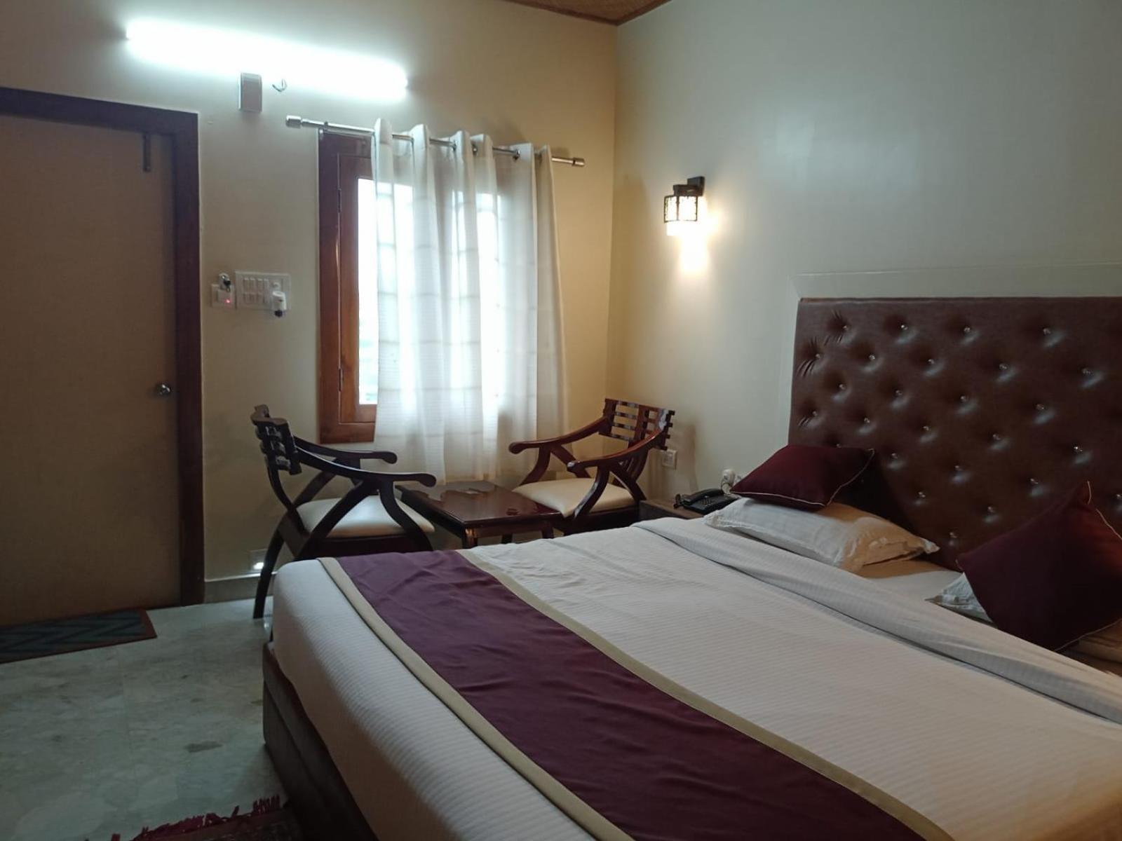 Changs Resort Kaharpara Exterior photo